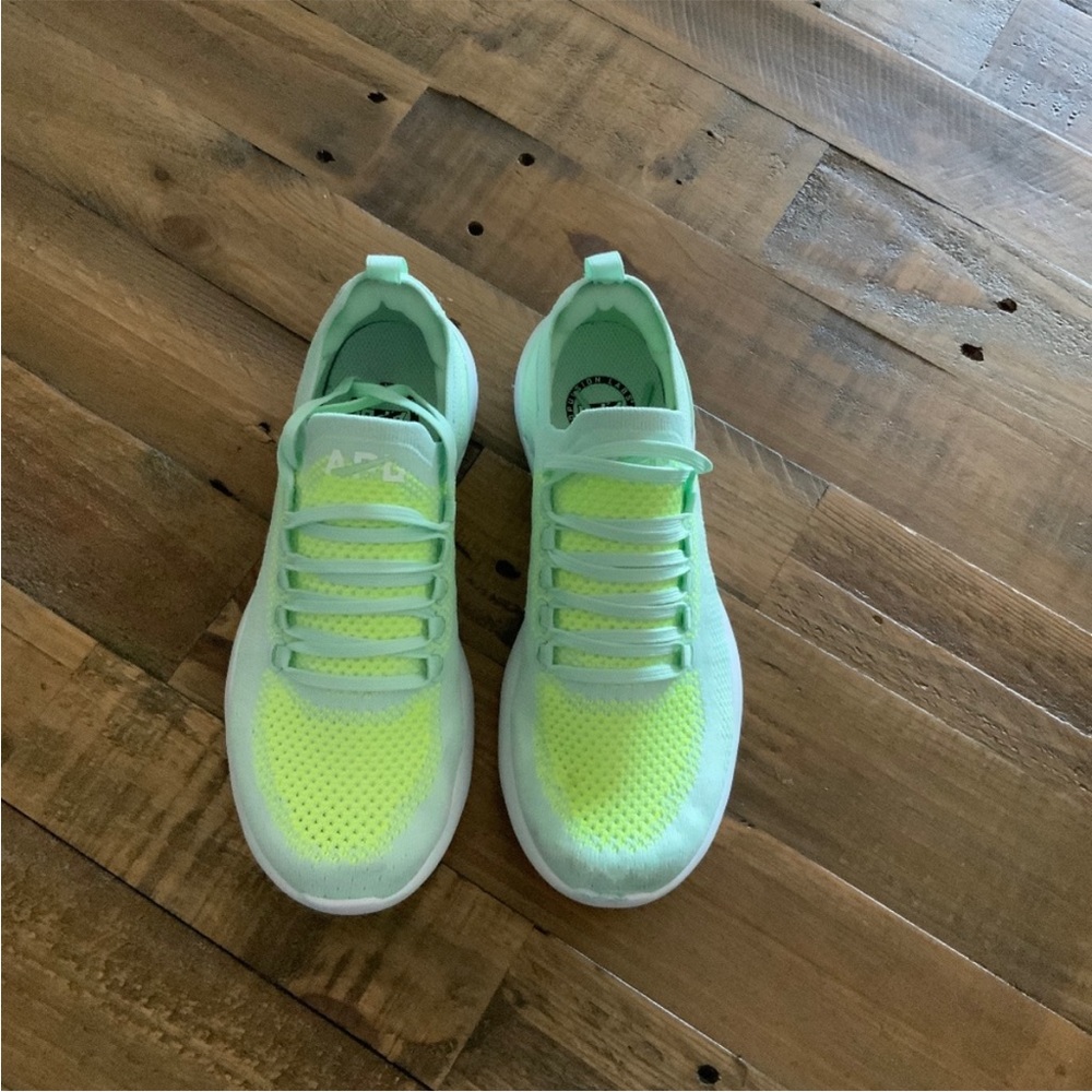 Womens APL Techloom Breeze 7